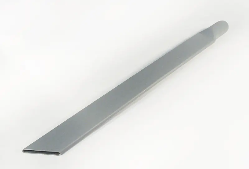 Slim Plastic Crevice Tool: 1½” × 28″