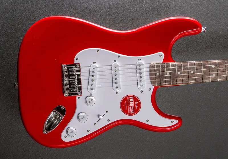 Sonic Stratocaster HT – Torino Red with Indian Laurel Fingerboard