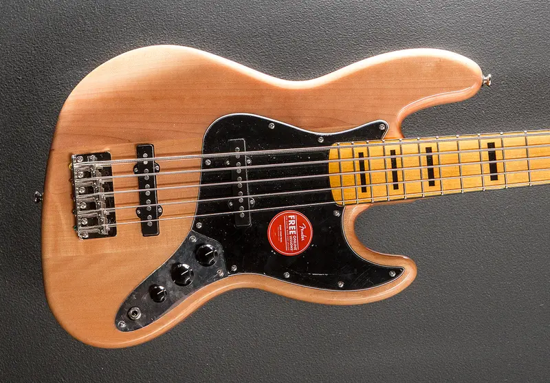 Squier Classic Vibe ’70s Jazz Bass V – Natural Finish