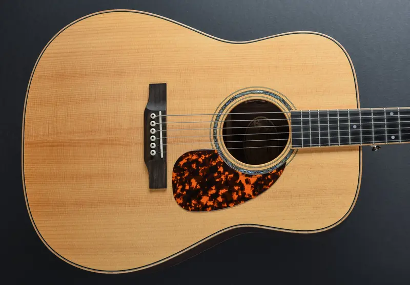 Taylor D-09 Rosewood Dreadnought – 2022 Model