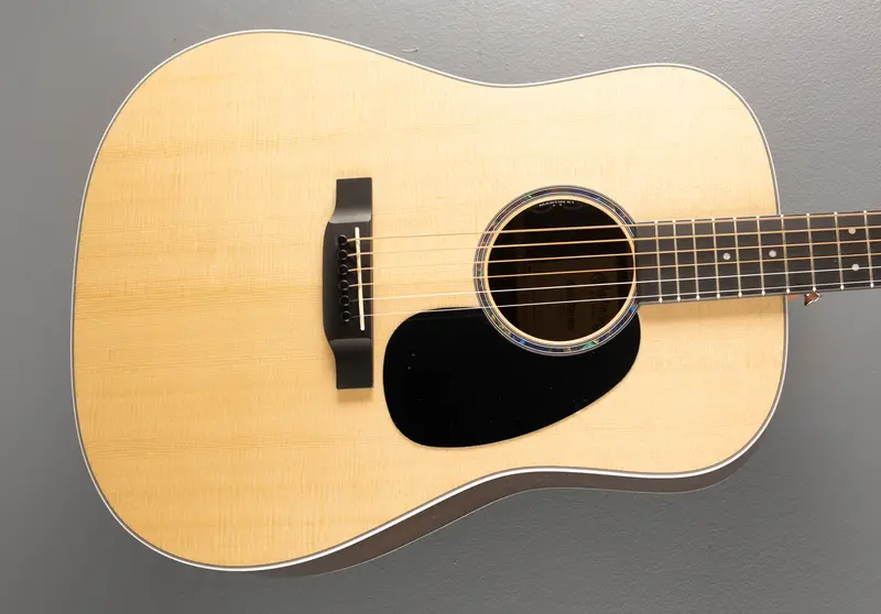 Taylor D-13E Acoustic-Electric Guitar with Ziricote Back and Sides