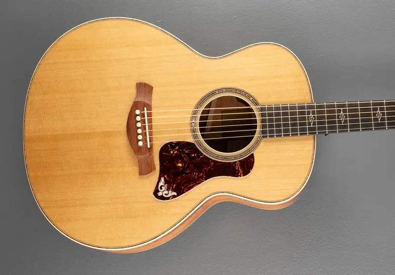 Taylor Gold Label 814e Acoustic – Solid Koa Top
