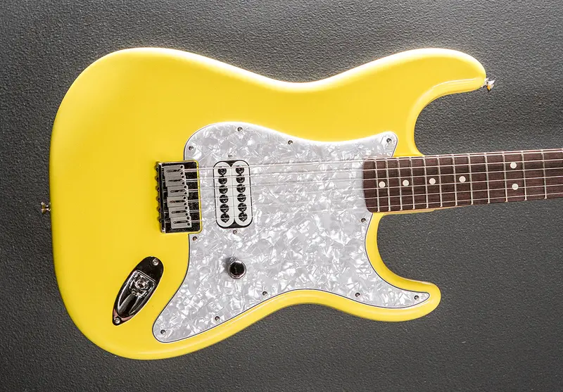 Tom DeLonge Limited Edition Stratocaster — 2023 Release
