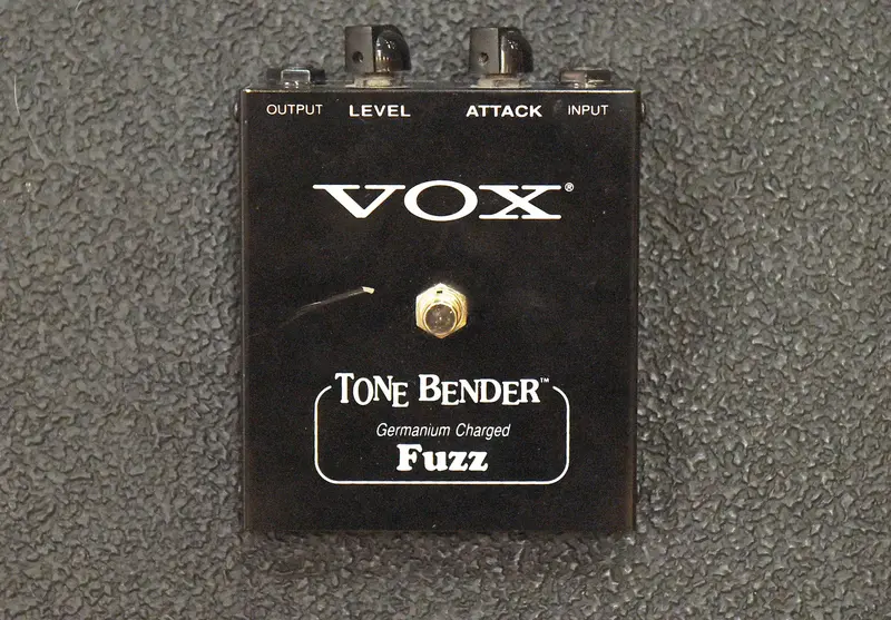 V829 Tone Bender Fuzz Pedal (New Build)