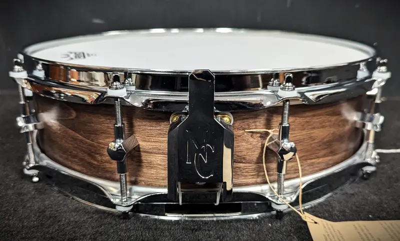 Walnut-Finished Classic Solid-Shell Piccolo Snare Drum