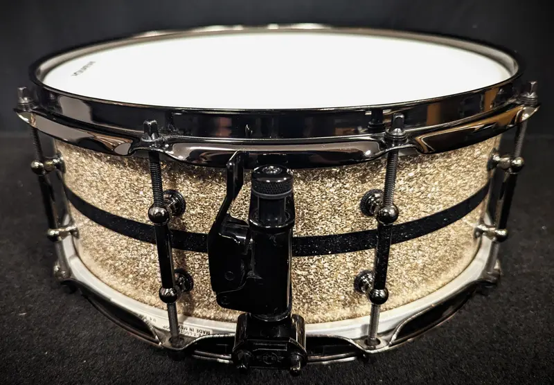 White Glass Glitter Snare Drum