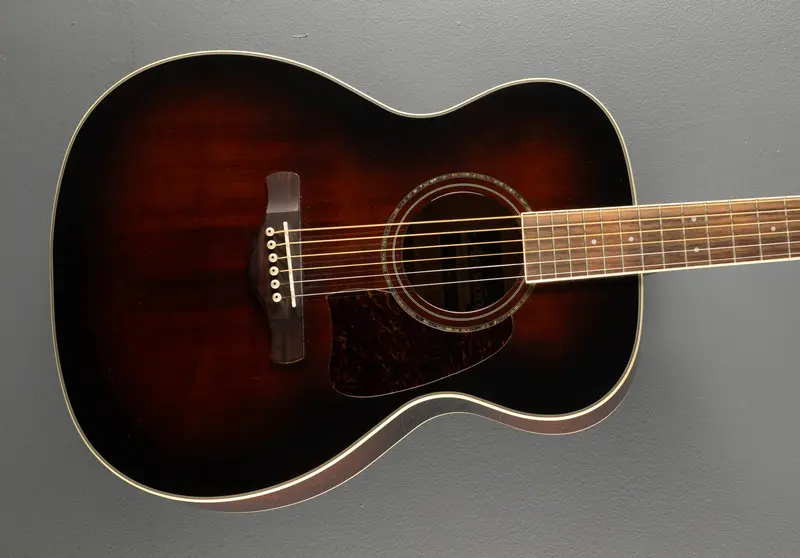 Yamaha Artwood Series AC300E Acoustic Guitar – 2012 Model